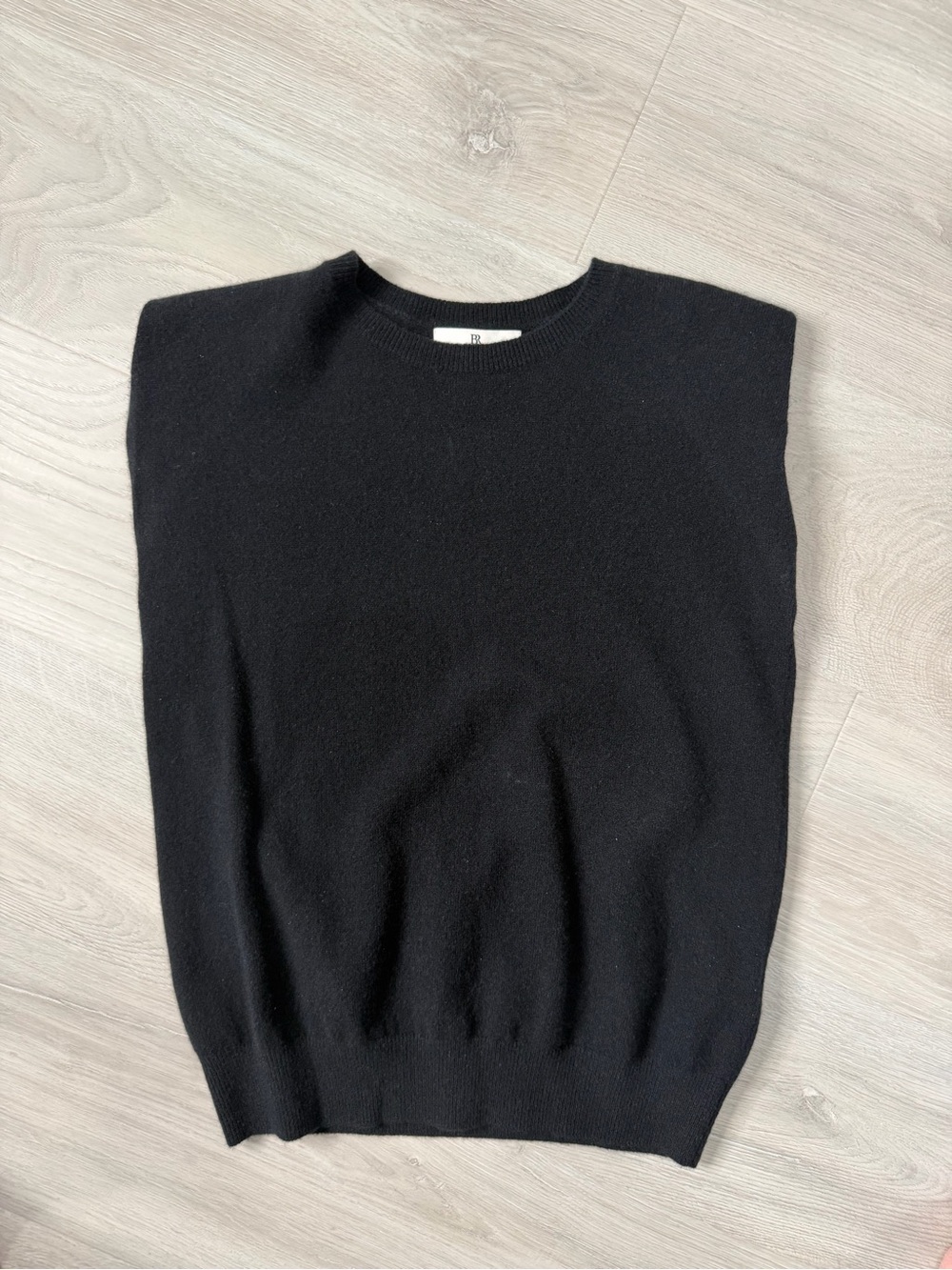 Banana Republic Black Crewneck Sweater Vest